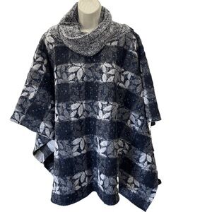Anthropologie Wintertide Reversible Poncho One Size Plaid Floral